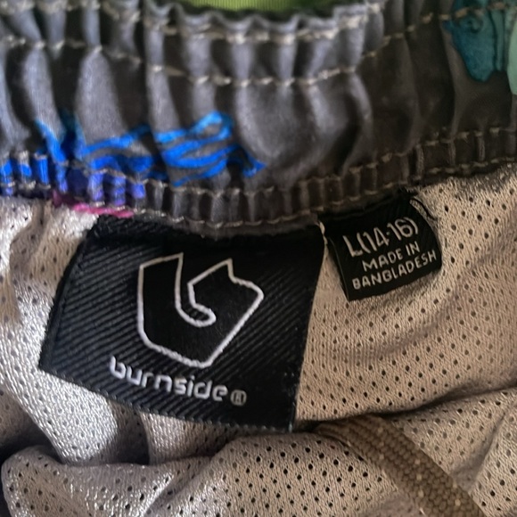 Boys swim bundle size L (10/12) in good condition - Picture 4 of 6